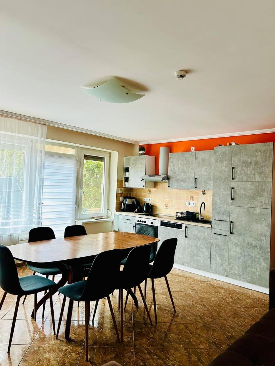 Rose Vip Apartman Villa Hajdúszoboszló Exterior foto